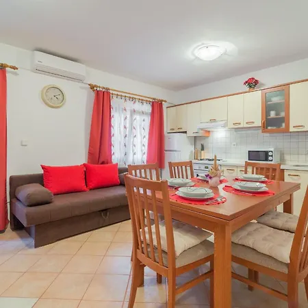 Puskaric 1 By Interhome * Вир