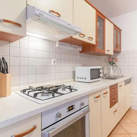 Апартаменты Puskaric 1 By Interhome