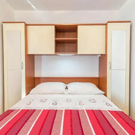Apartamento Puskaric 1 By Interhome *